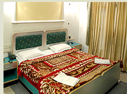 Hotel Sri Nanak Continental - New Delhi Luxury Hotel